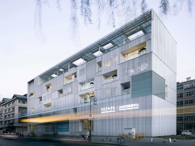 Daminghu 100 Culture & Arts Centre Transforms Jinan’s Historic Lakeside Neighborhood