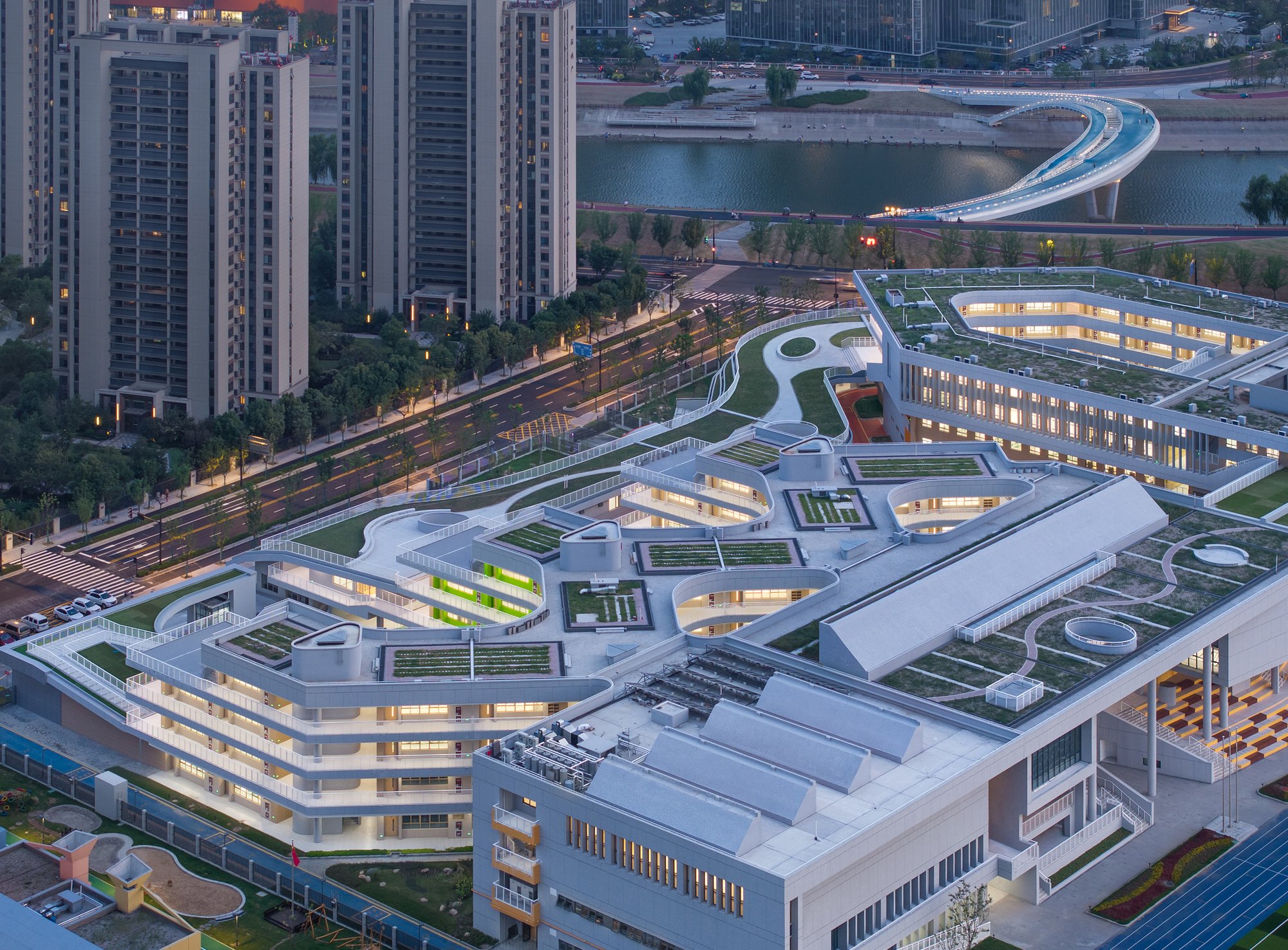 A Campus That Grows Up With Its Students