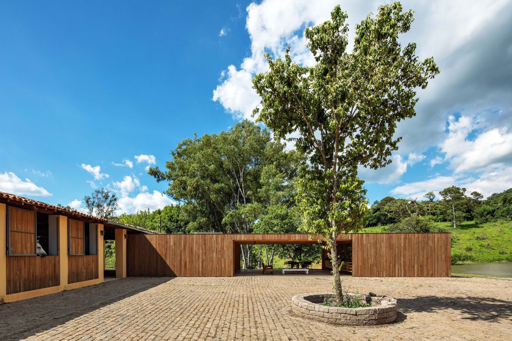 Vista Alegre Pavilion by Terra Capobianco: A Sustainable Architectural Landmark in Rural Brazil