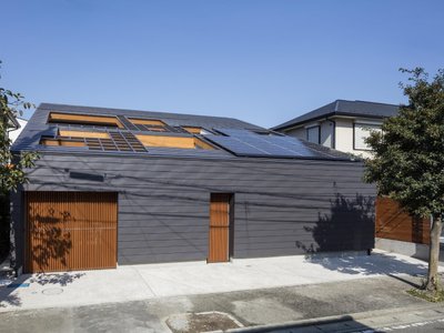 Shade Court House by Shinsuke Fujii Architects: A Seamless Indoor-Outdoor Living Experience in Kanagawa