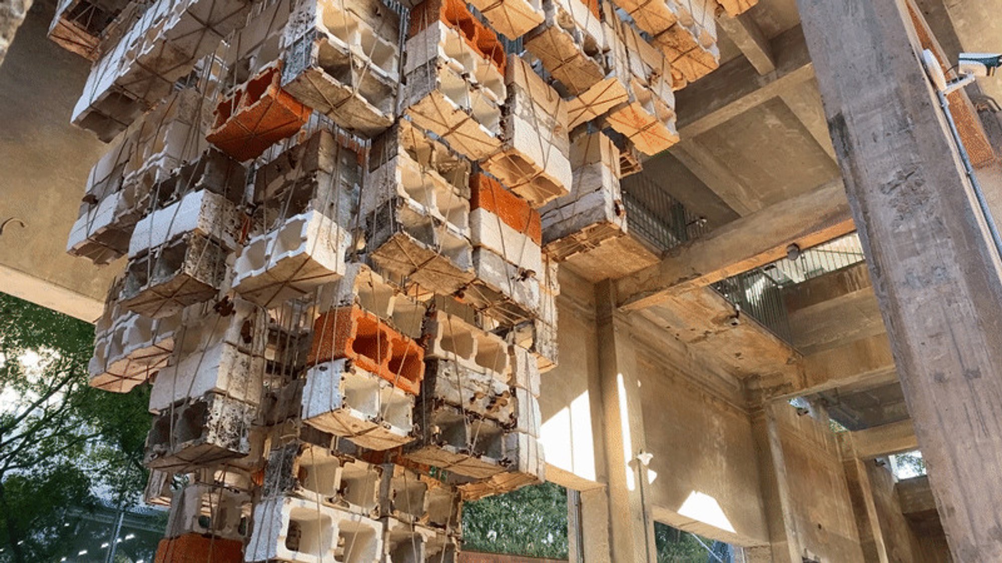 Inverted Architecture Installation by Studio Link-Arc: Exploring the Intersection of Architecture and Living Organisms