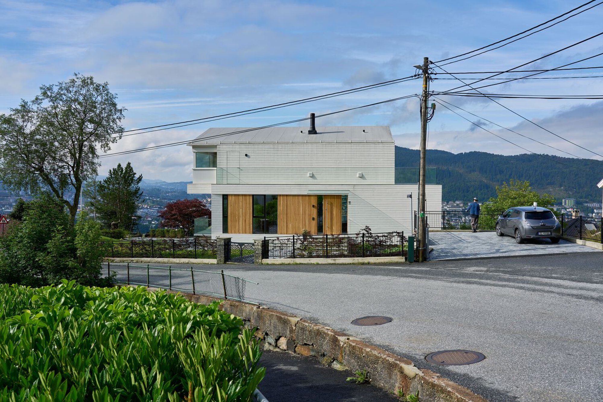 Villa Refsnes by Saunders Architecture: A Contemporary Hillside Home Framing Bergen’s Landscape
