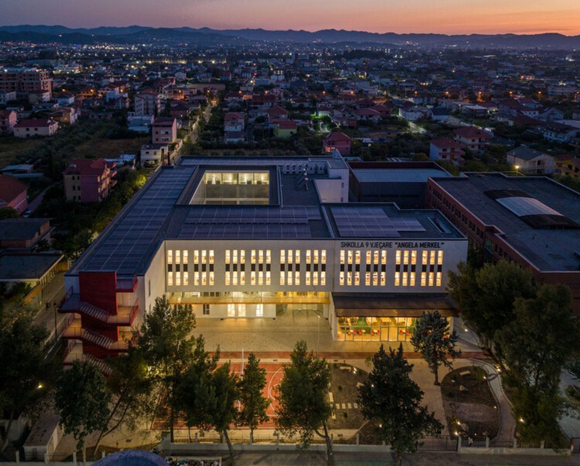 Angela Merkel School: A Self-Sufficient Educational Campus Shaped by Interaction, Energy, and Community