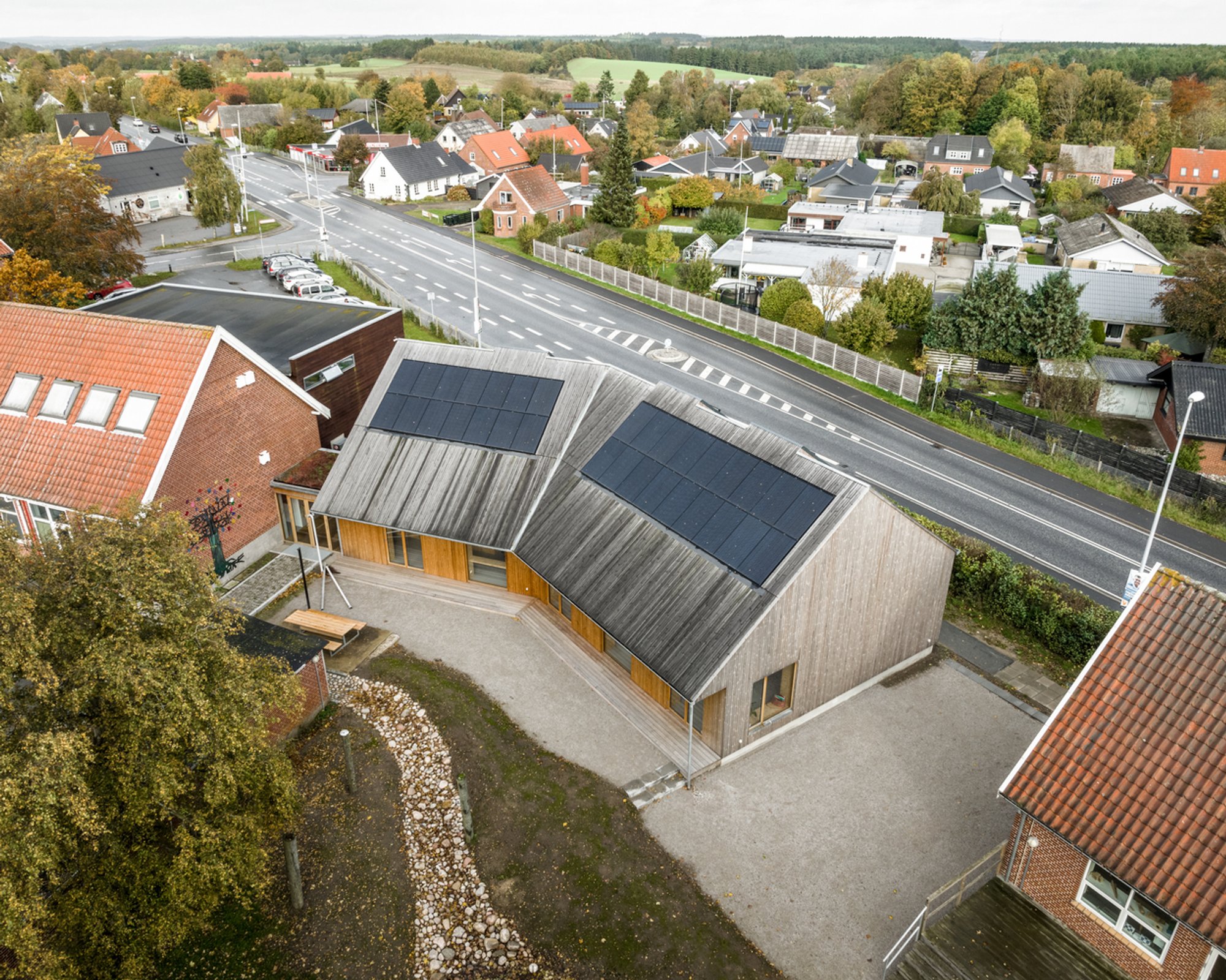 Feldballe School Extension by Henning Larsen: A Carbon-Negative Model for Sustainable School Architecture