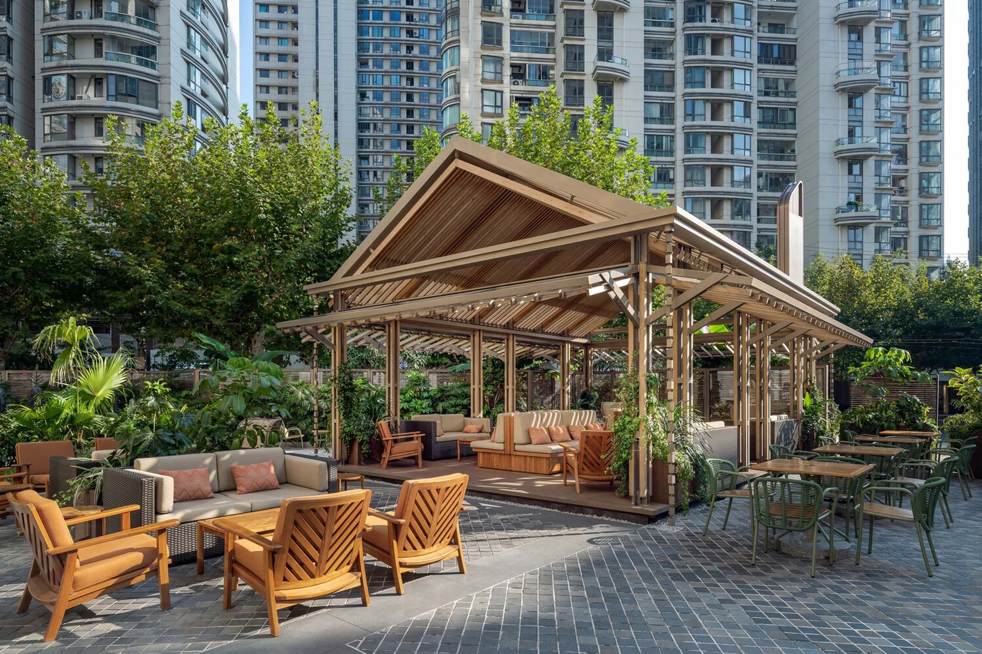 The Sala Garden by LUKSTUDIO: Redefining an Urban Oasis Experience in Shanghai