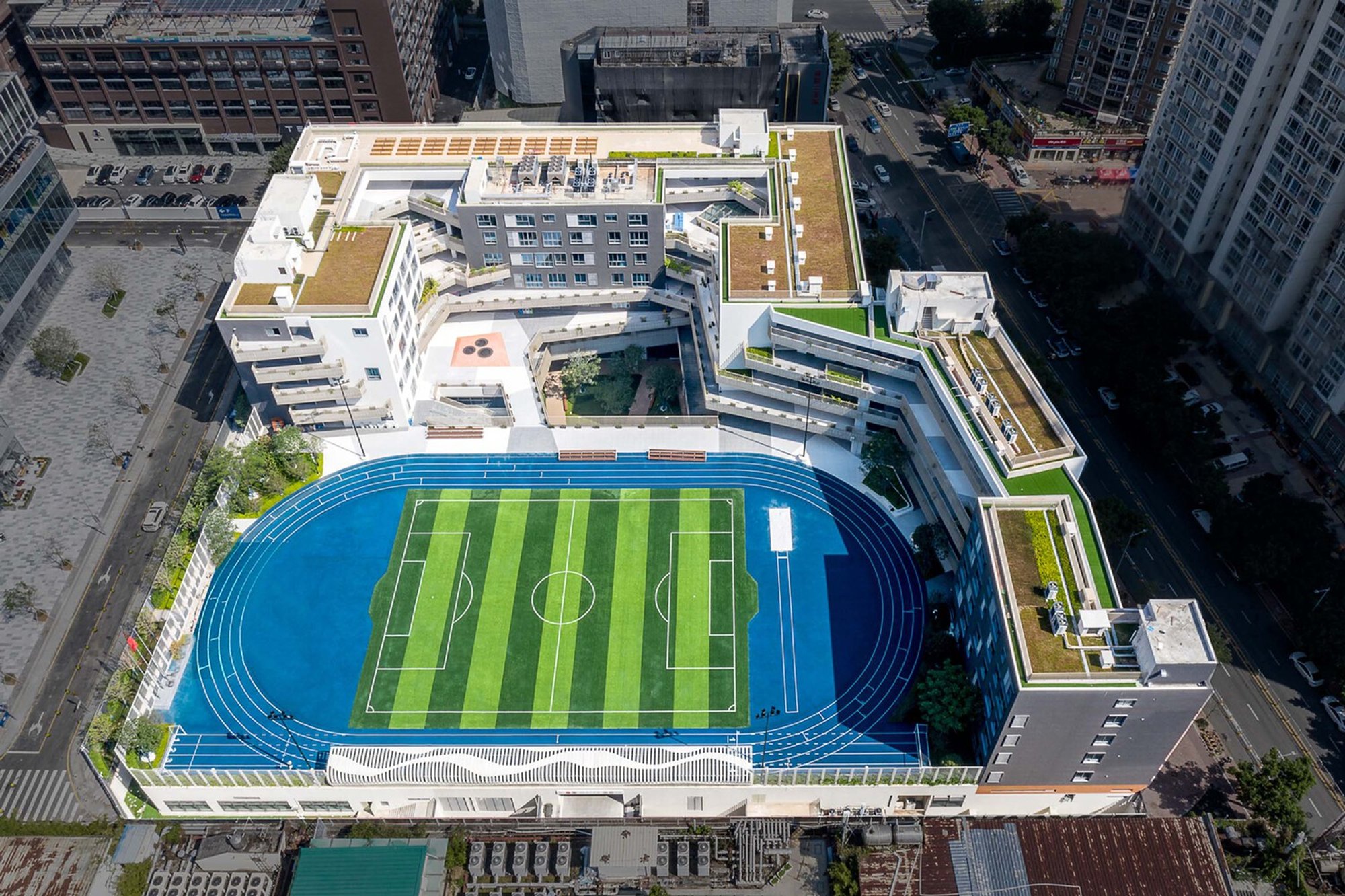 Taoyuan Elementary School by CUBE DESIGN: A Vertical Urban Oasis Redefining Modern Education in Shenzhen