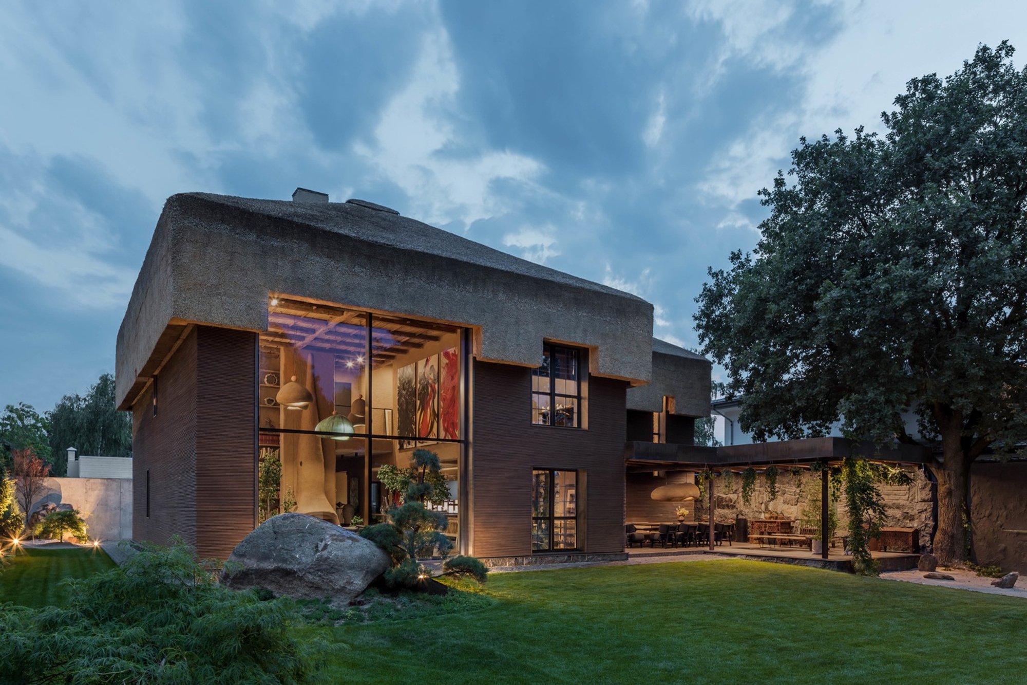 Shkrub House by Makhno Studio: A Masterpiece of Natural Materials and Ukrainian Craftsmanship