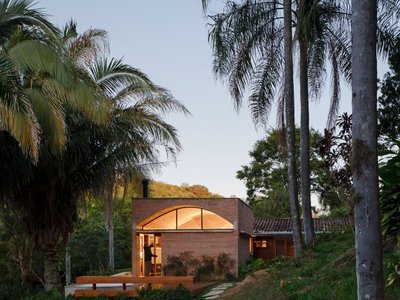 Sítio Rio Acima Renovation by Denis Joelsons: A Harmonious Blend of Heritage, Landscape, and Contemporary Brazilian Arch