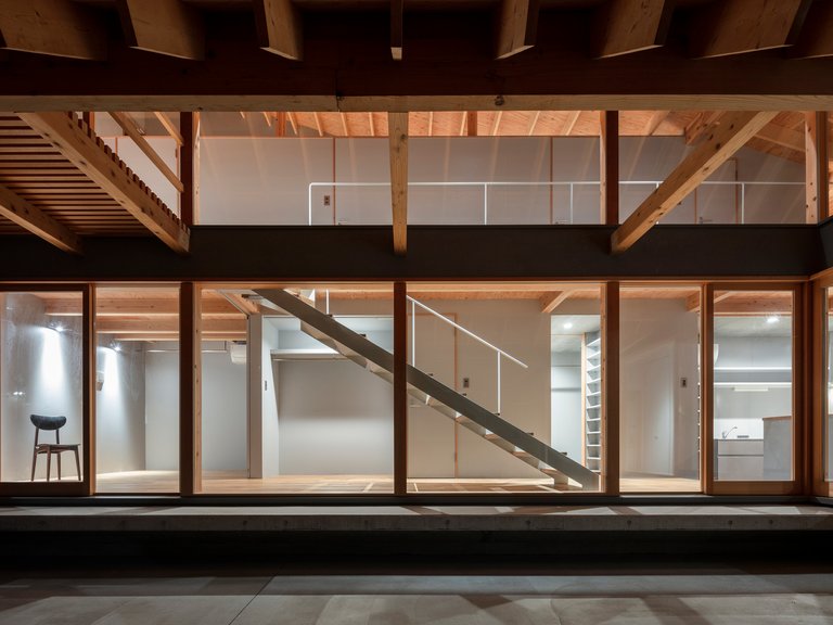 Folded Roof House by ISHIZAKI ARCHITECTS