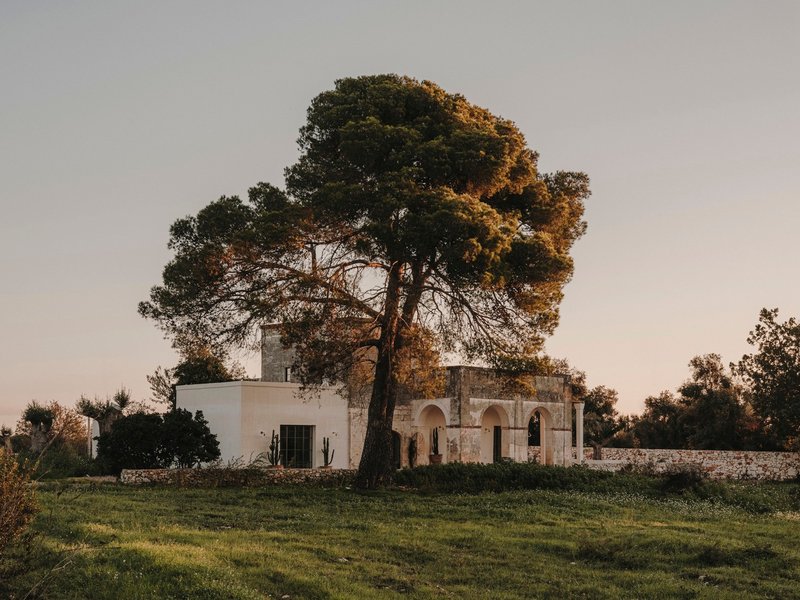 Casolare Scarani House by Studio Andrew Trotter – A Timeless Puglia Renovation