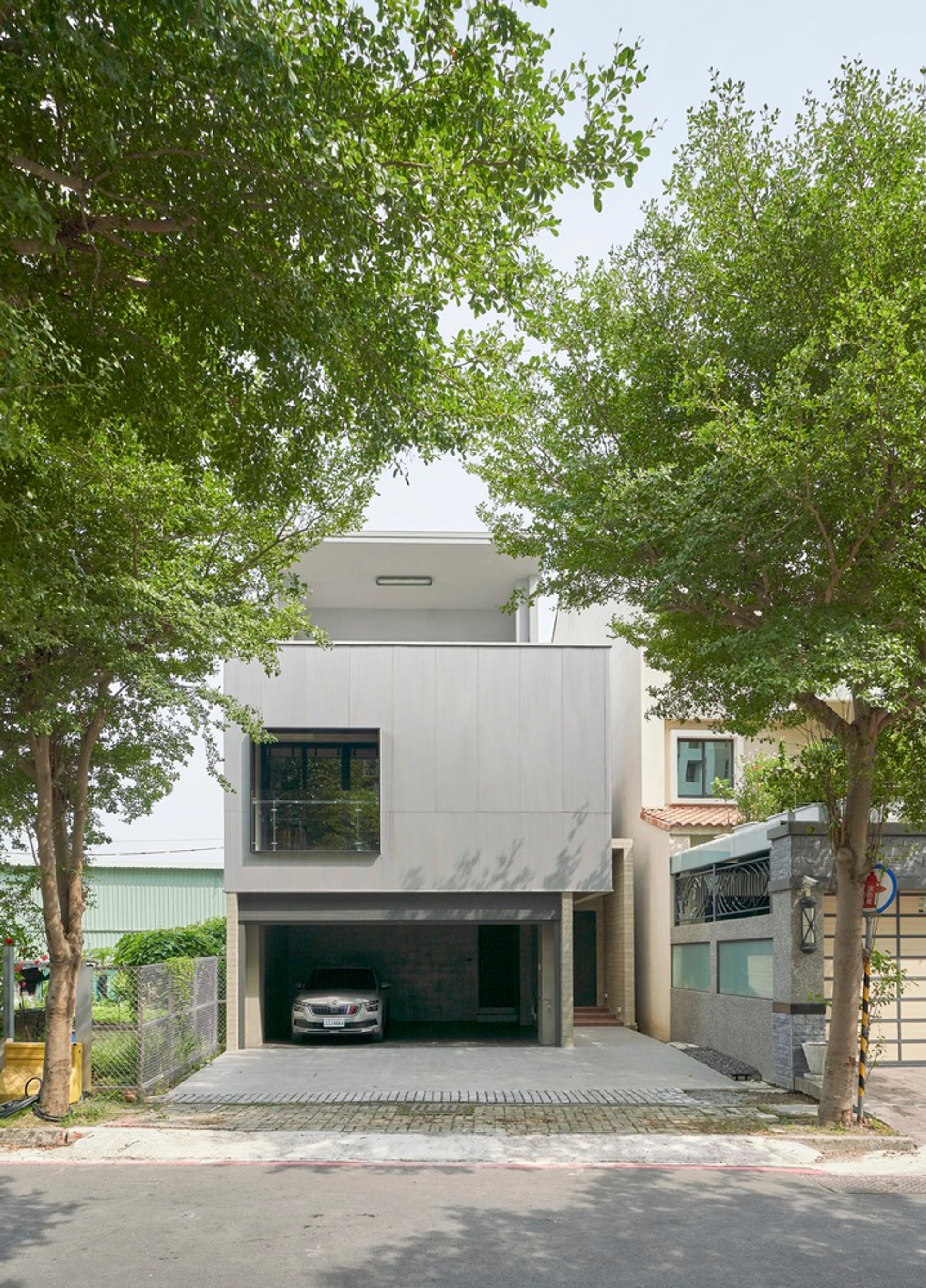 Modern Tiânn House by HAO Design: Harmonizing Tradition with Contemporary Family Living in Taiwan
