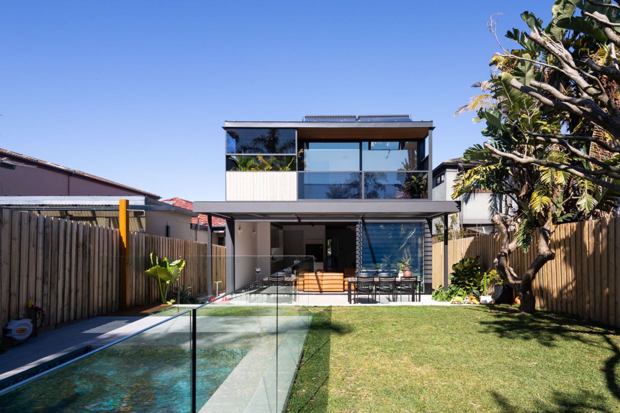 Bondi House by Nick Bell Architects: A Sustainable Family Home in North Bondi, Australia