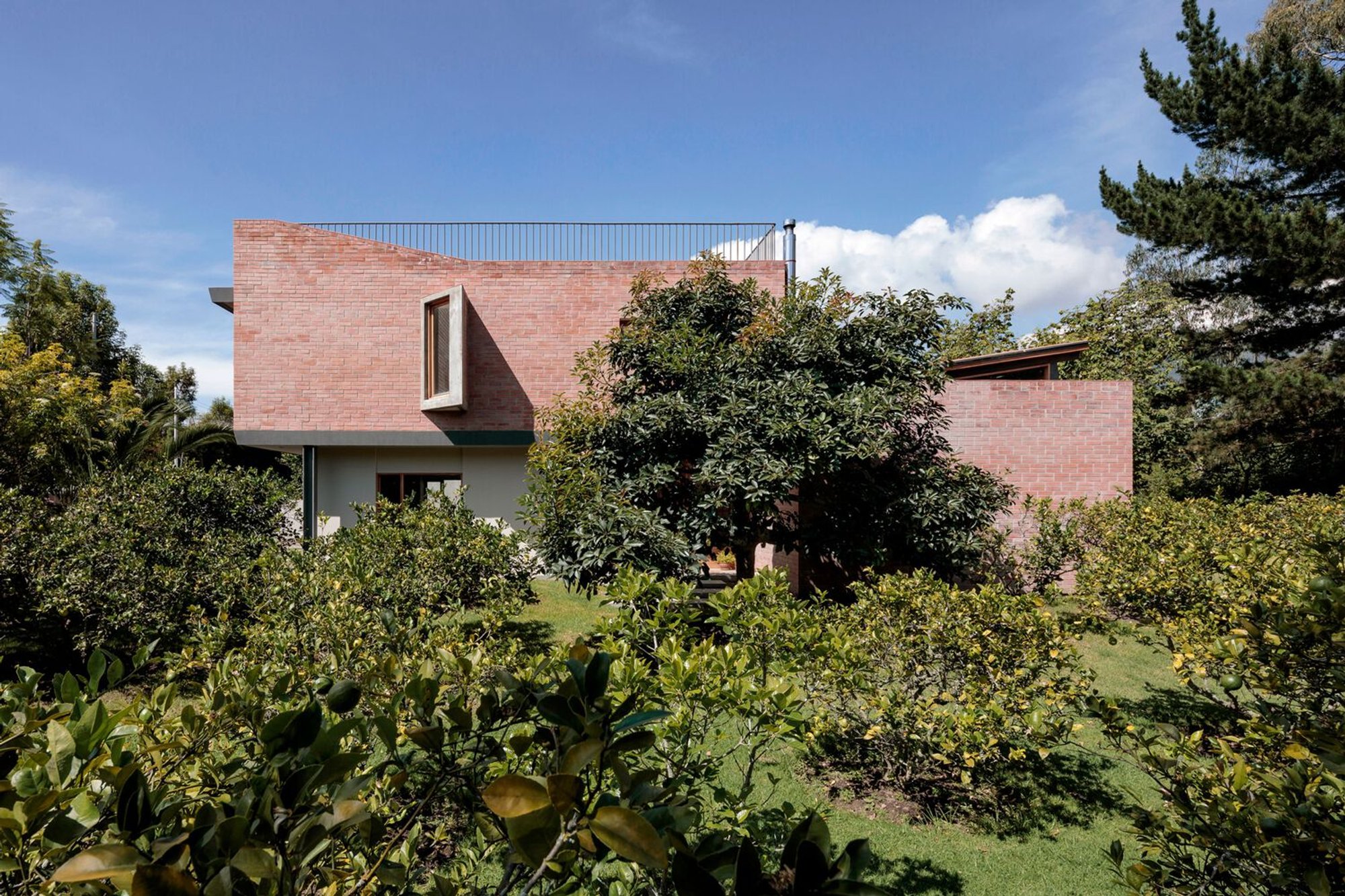 Doble Soga House: A Contemporary Brick Residence Rooted in Landscape in Quito, Ecuador