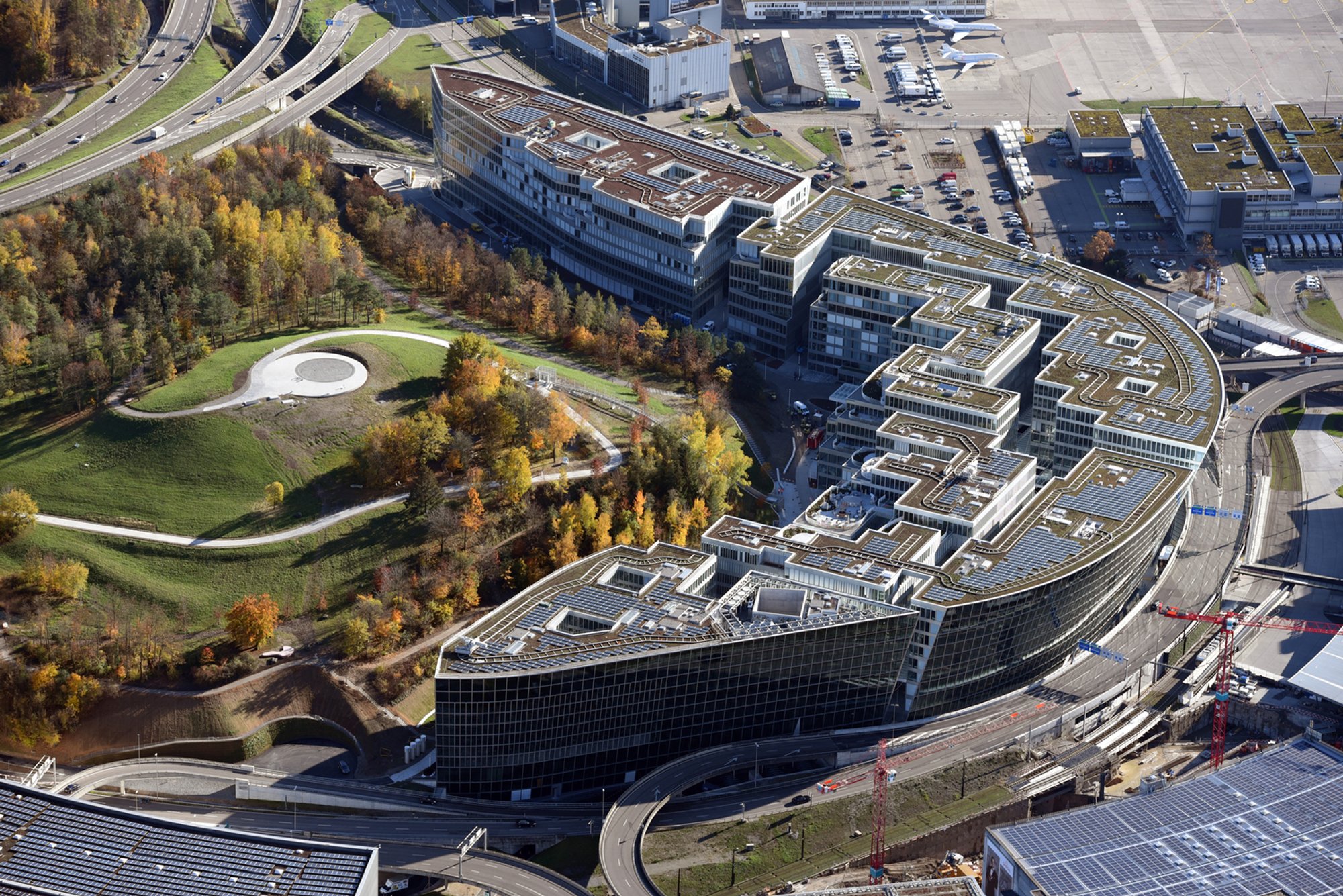 The Circle at Zürich Airport: A Masterpiece of Swiss Precision and Modern Architecture