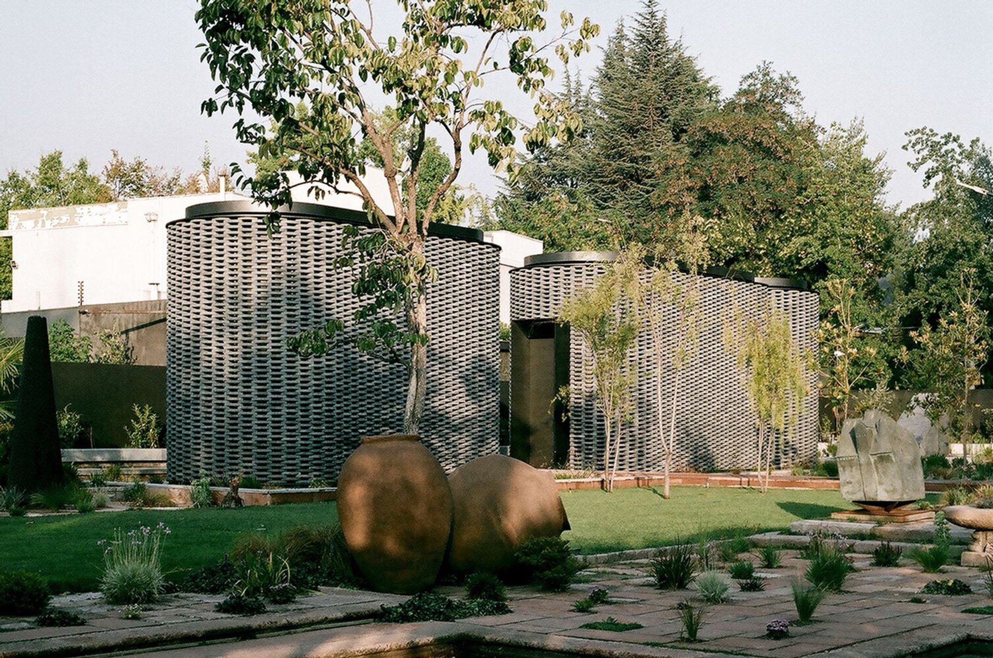 YR Pavilion in Santiago: A Sculptural Garden Pavilion Blending Architecture, Art, and Landscape