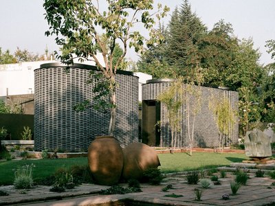 YR Pavilion in Santiago: A Sculptural Garden Pavilion Blending Architecture, Art, and Landscape
