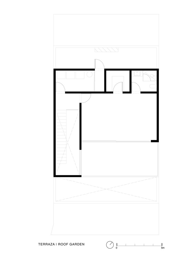 Roof garden level floor plan with open terrace and enclosed service spaces