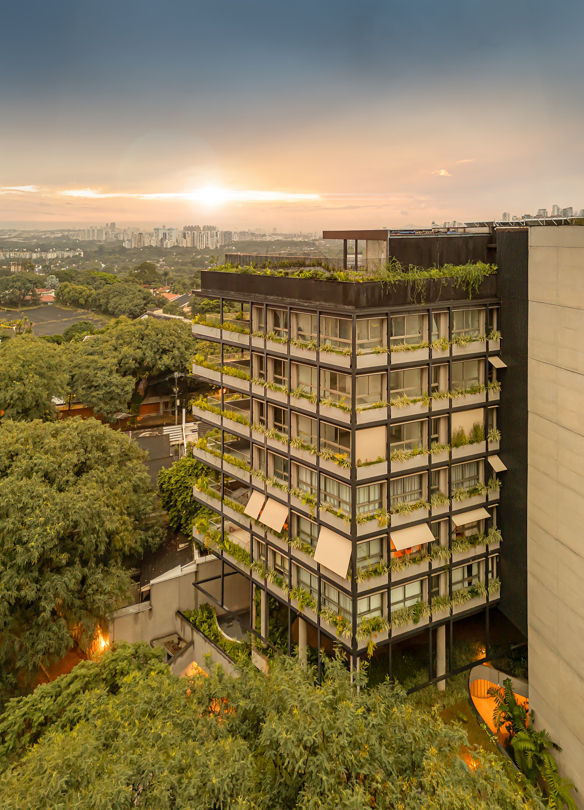 Bernardes Arquitetura Wraps a São Paulo Tower in Wood, Polycarbonate, and Radical Greenery