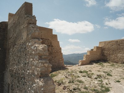 Belén Ilarri Studio Restores a Medieval Castle on a Valencian Hilltop with Rammed Earth and Restraint