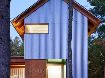 Bohlin Cywinski Jackson Packs a Full Family Retreat into a 1,000-Square-Foot Lake Michigan Cabin