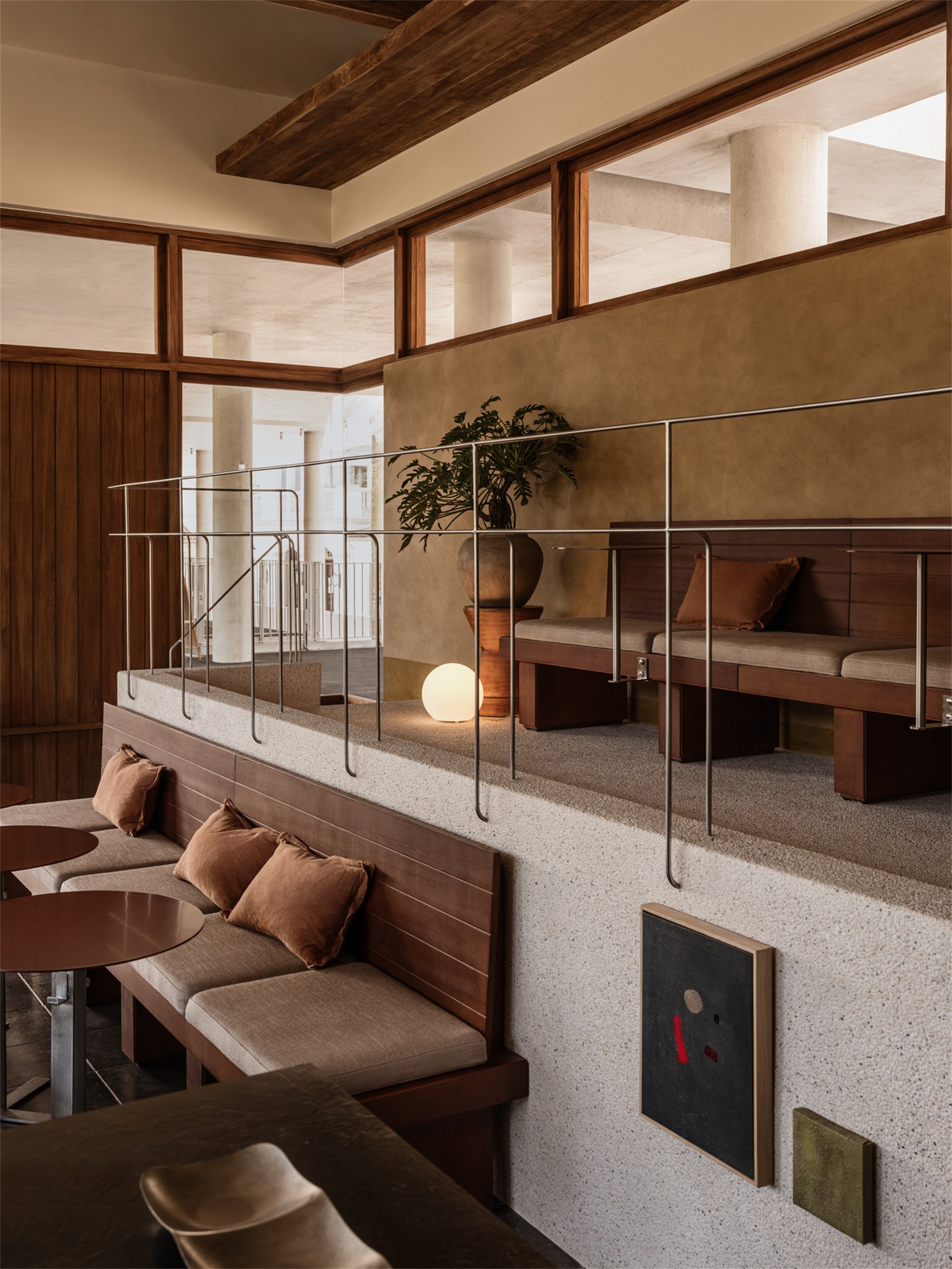 Geemo Design Nests a Lingnan Dessert Shop into a Guangzhou Lakeside Retreat
