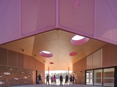 Sam Crawford Architects Anchors a Sports Pavilion in 10,000 Years of Indigenous History