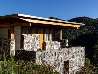 Cicero Ferraz Cruz and Fábio Mosaner Build a Mountain House as a Ruin Reborn in Timber and Stone