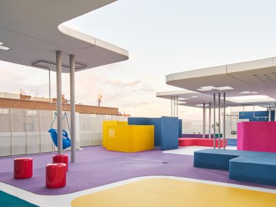 Padilla Nicás Arquitectos Builds a Playground in the Clouds Atop a Madrid Maternity Hospital