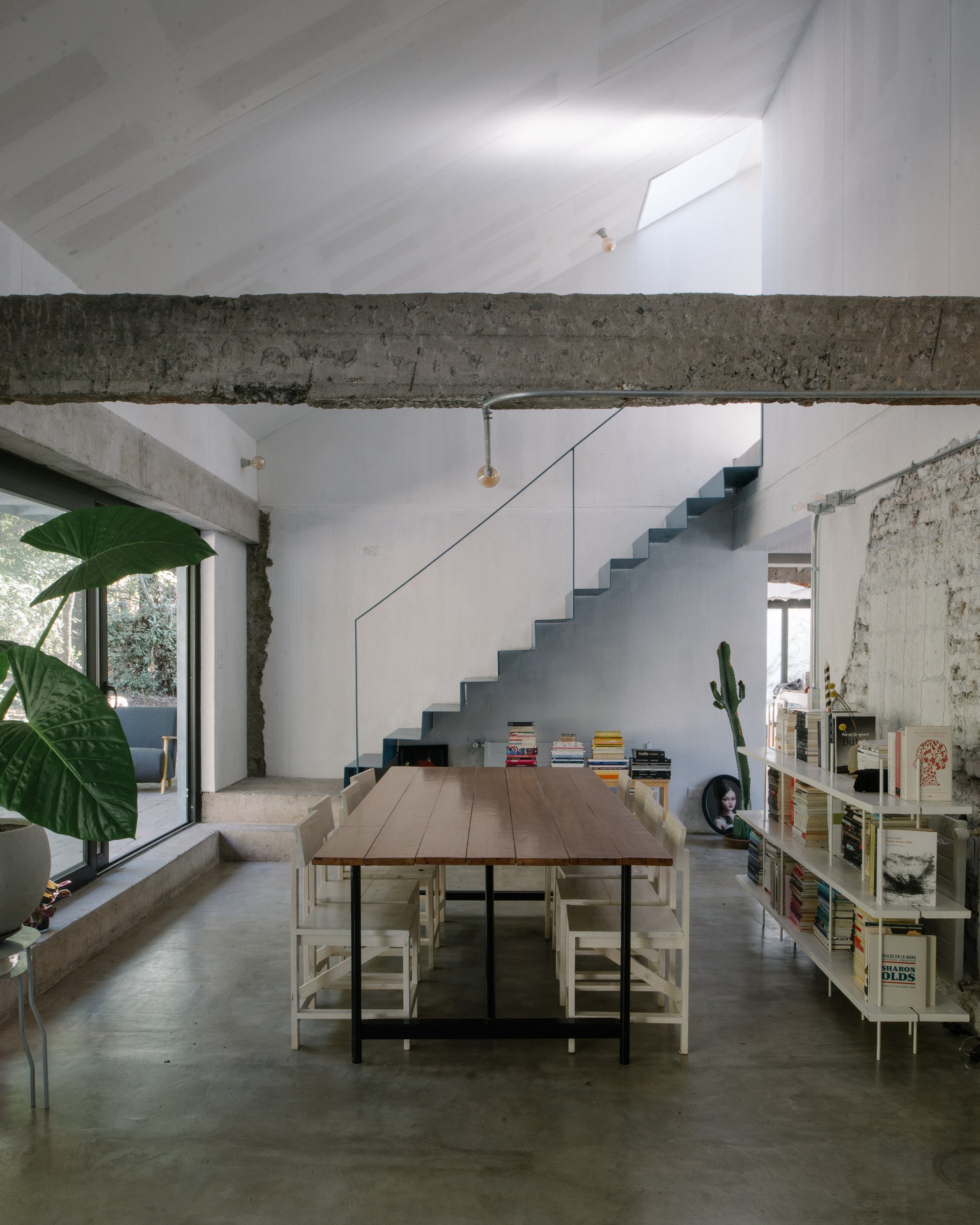 Iván Bravo Arquitectos Wraps Three Lifetimes of Renovation into One Metal-Clad House in the Andes Foothills