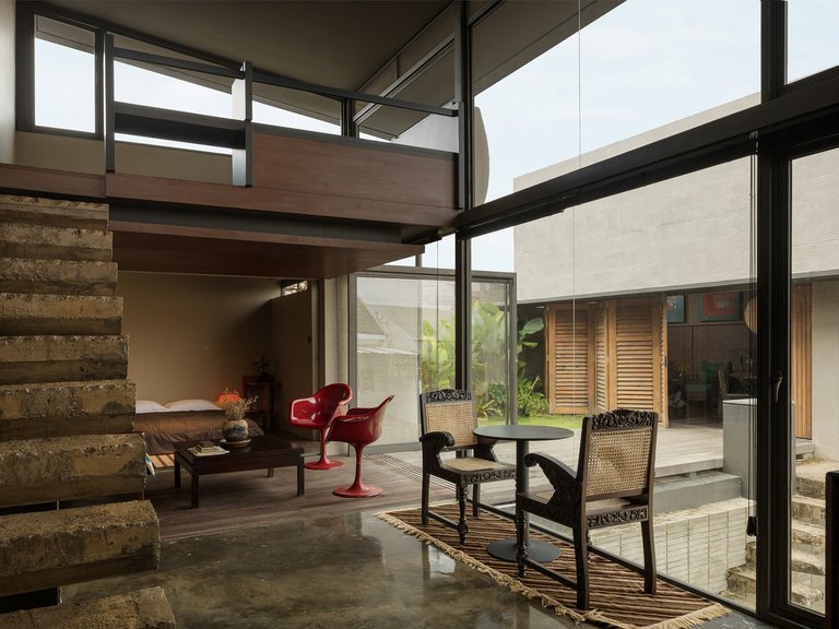 suatudio Splits a Multigenerational Home into Interlocking Concrete Volumes in West Java