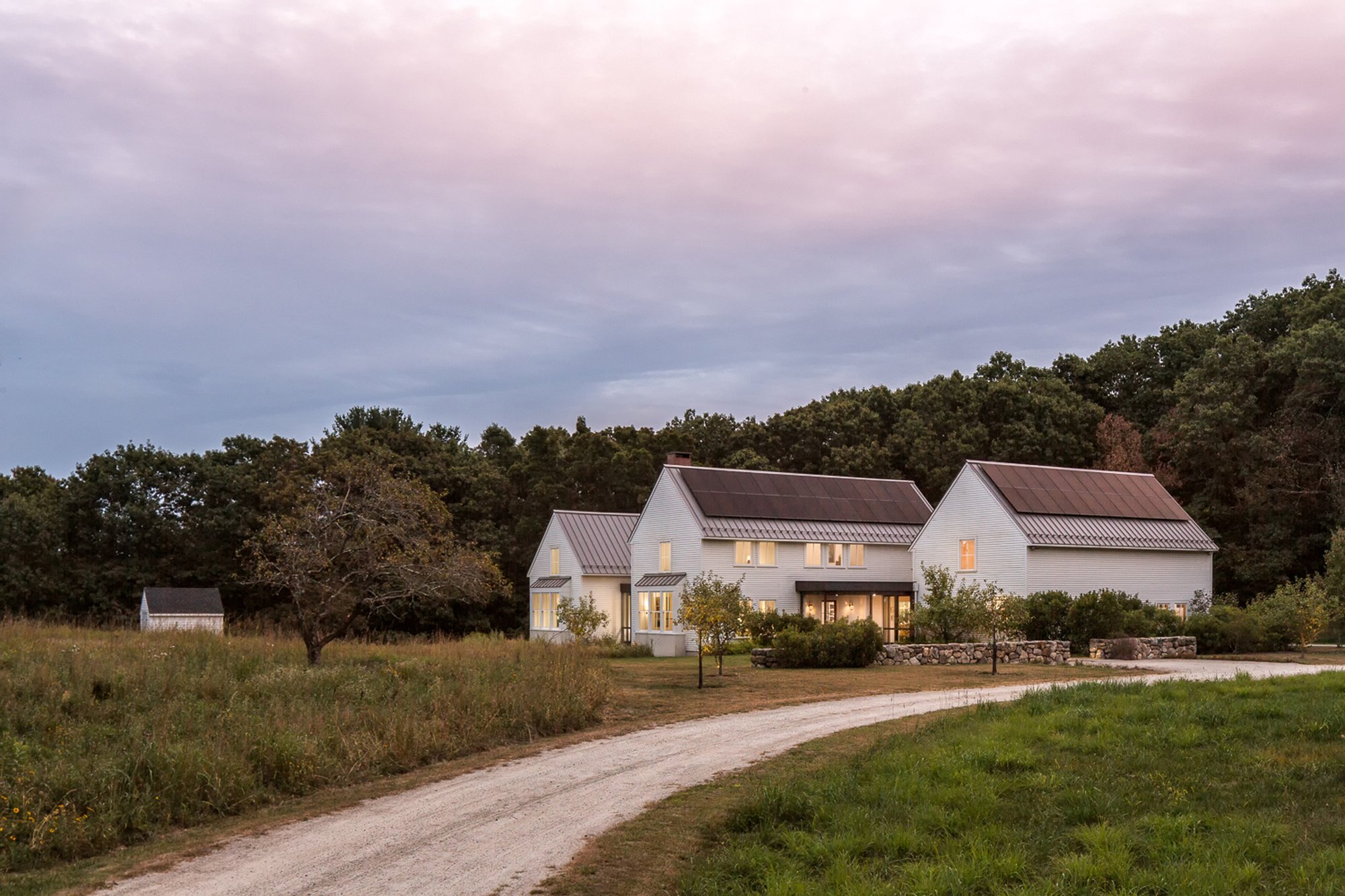 ElliottArchitects Splits a New England Farmstead into Three Gabled Volumes on a Wellesley Meadow