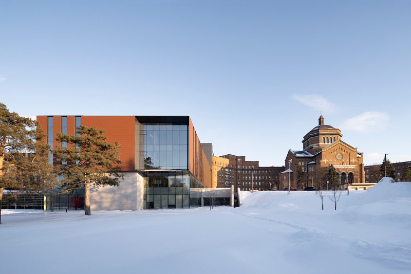Provencher_Roy and Yelle Maillé Expand a 1926 Montreal Sanatorium with a Sunlit Hospital Wing
