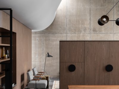 Studio Gram Unfurls a Concrete Curve Through an Adelaide Queen Anne Villa