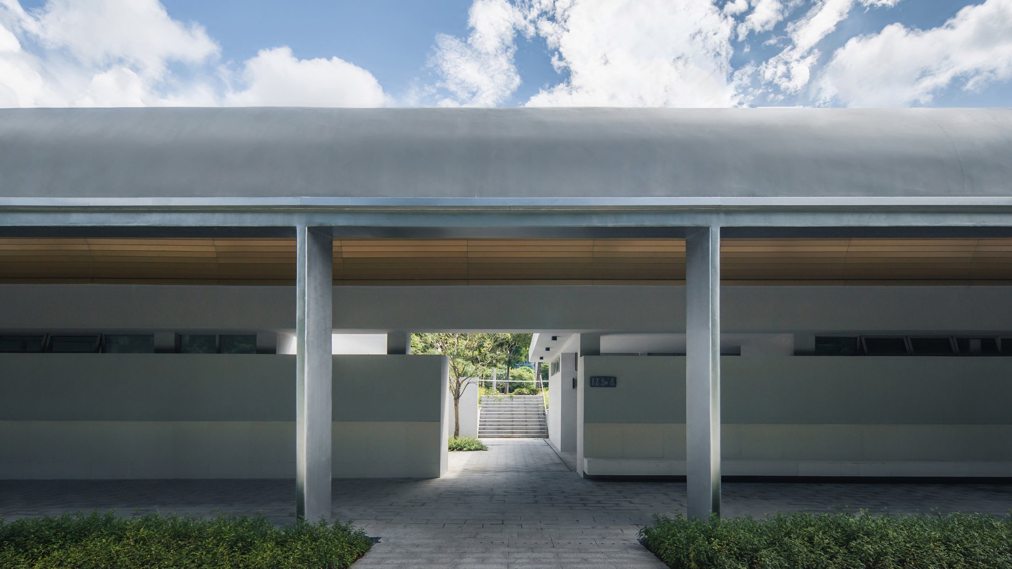 Hang Cheng Studio Weaves Three Pavilions into a Shenzhen Park Over Six Years of Design