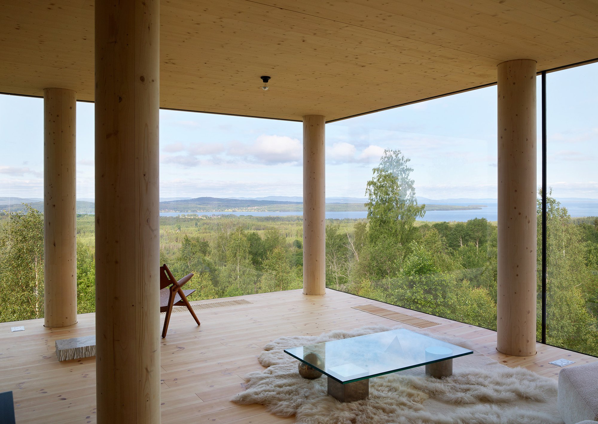 OFFICE KGDVS Floats a Holiday House on 25 Columns Above a Swedish Hillside
