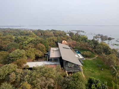 SPASM Design Architects Weave a Steel-and-Earth Lakehouse into 50 Acres of Hyderabad Forest