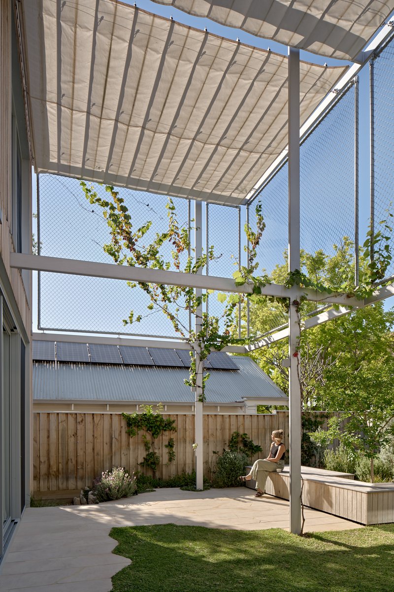 Philip Stejskal Architecture Stacks a Corrugated Iron Home Around a Central Courtyard in Fremantle