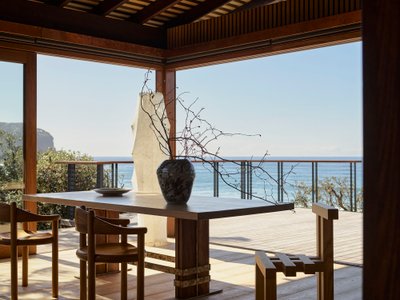 Jorge Hrdina Architects Builds a Timber Pier House on an Australian Sand Dune