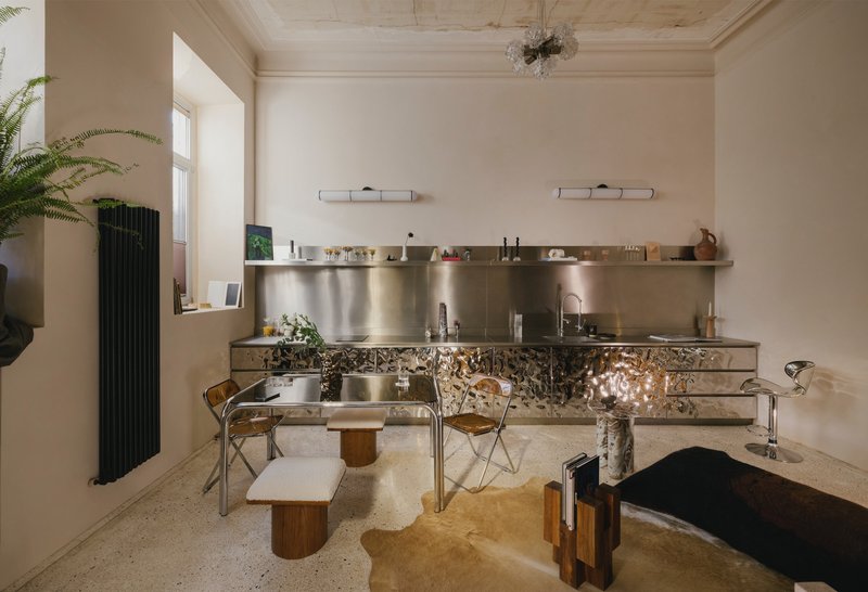 Pito Seturi Carves a Hybrid Studio from a German Settler House in Tbilisi