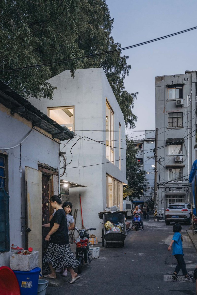VIASCAPE Design Builds a 70 m² Community Pavilion for 480 Families in a Dense Shanghai Village