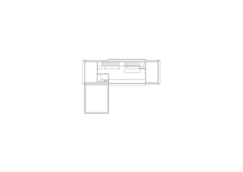 Roof plan drawing showing L-shaped volumes with stair elements on upper level