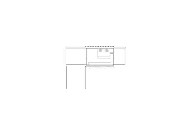 Second floor plan drawing showing L-shaped layout with central staircase