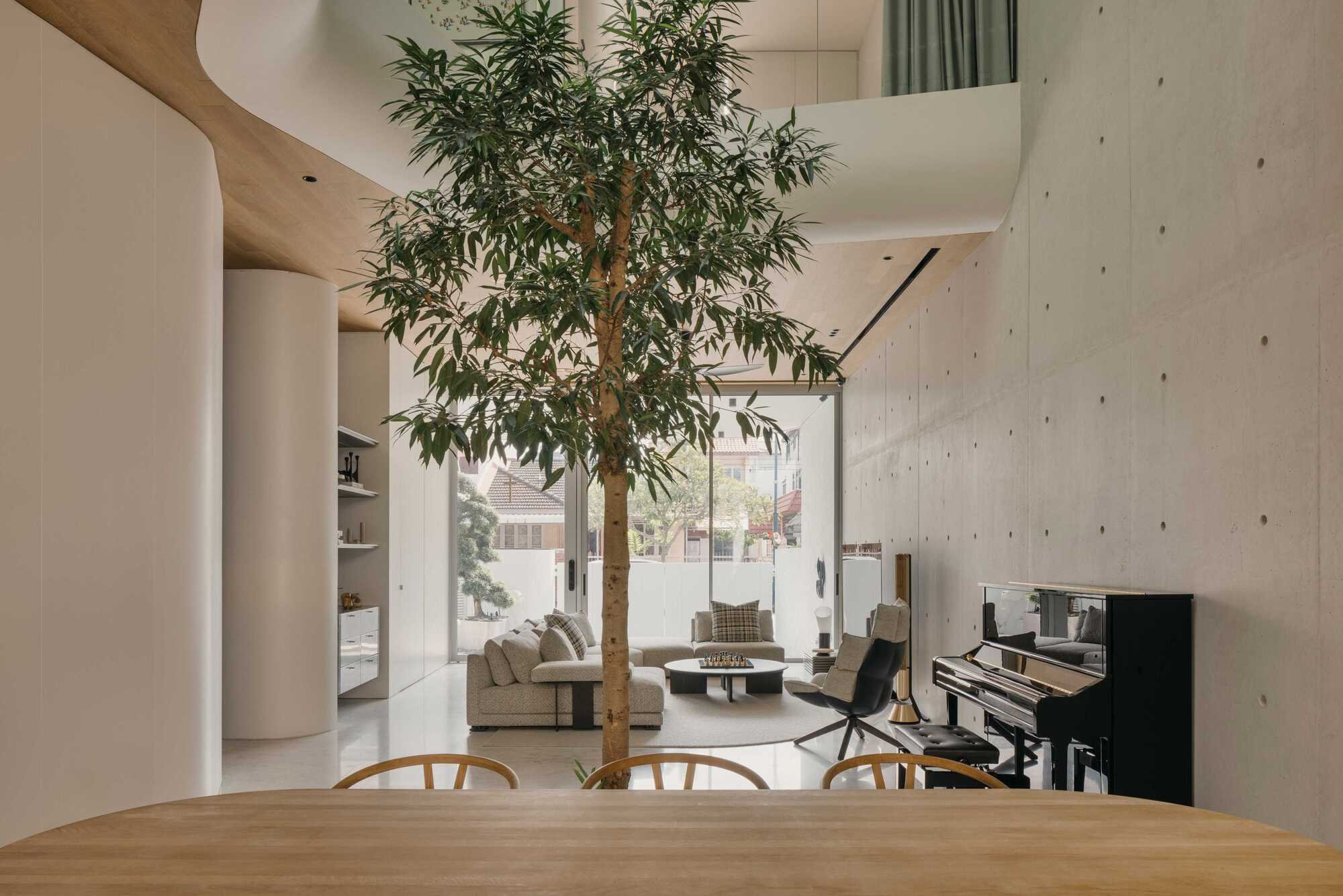 Ming Architects Folds Shophouse Logic into a Sculptural Singapore Terrace Home