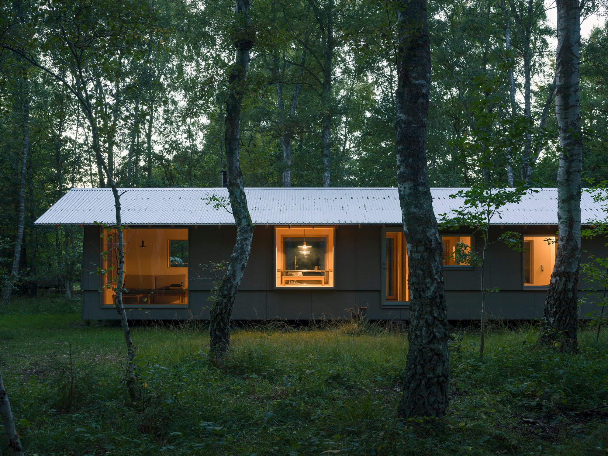Kim Lenschow and Pihlmann Architects Float a 58 m² Summerhouse Among Danish Birches