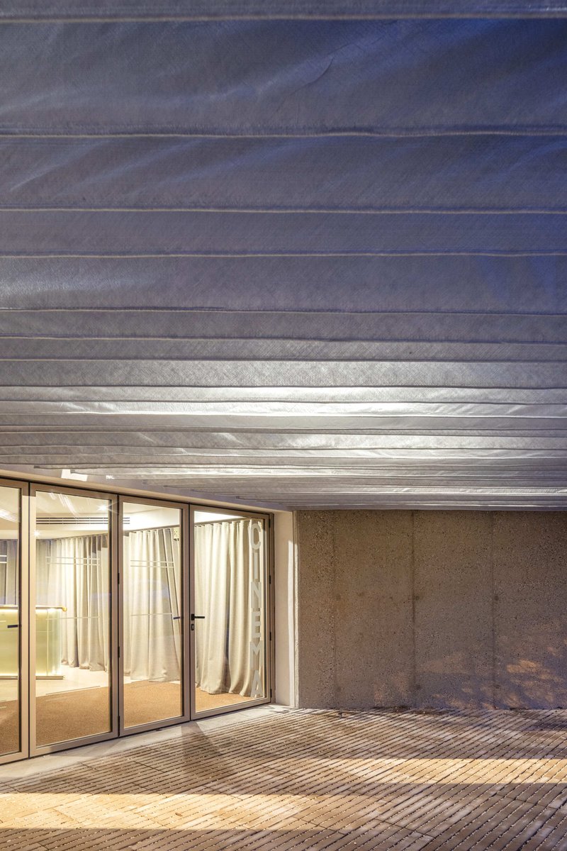 FAB Architects and Unes Architectes Revive a 1930s Neighborhood Cinema in Clermont-Ferrand