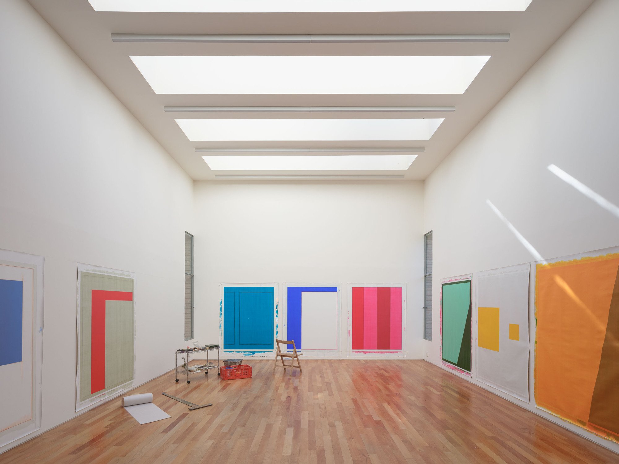 Esteras Perrote Builds a Painter's Refuge Between Two Dry Riverbeds in the Argentine Mountains