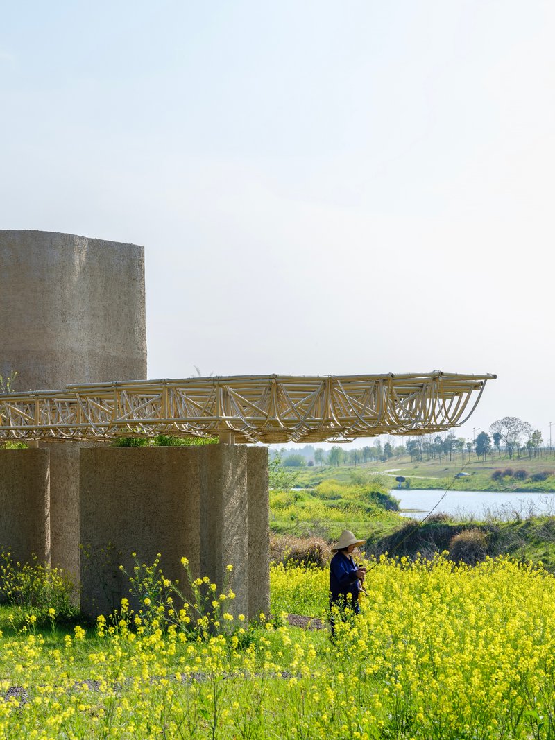 Studio 10 Grows a Bamboo and Rammed Earth Pavilion from the Longyou Wetlands