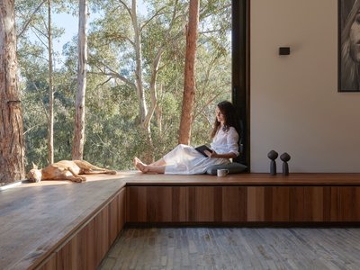 Breathe Architecture Splits a House into Three Pavilions on a Melbourne Creek Escarpment