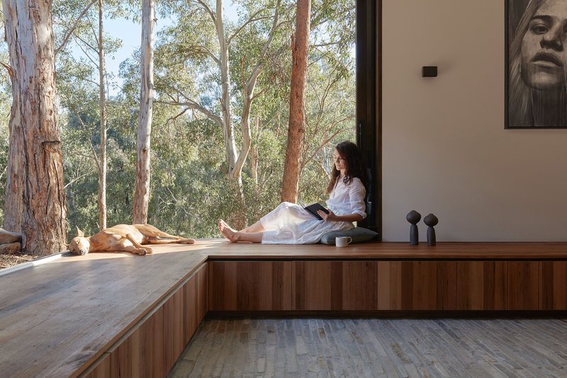 Breathe Architecture Splits a House into Three Pavilions on a Melbourne Creek Escarpment