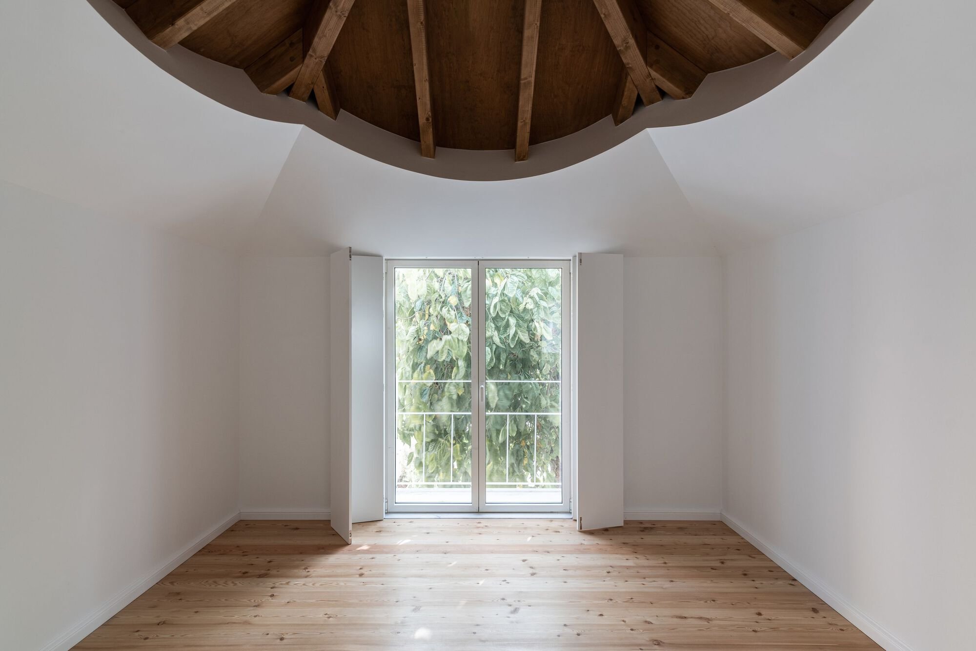 Corpo Atelier Peels Back the Plaster of a Faro House to Reveal Its Hidden Skeleton